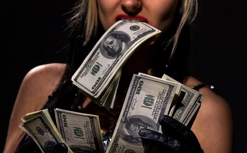 Do I need to leave tips for free Dominatrix Cam views?