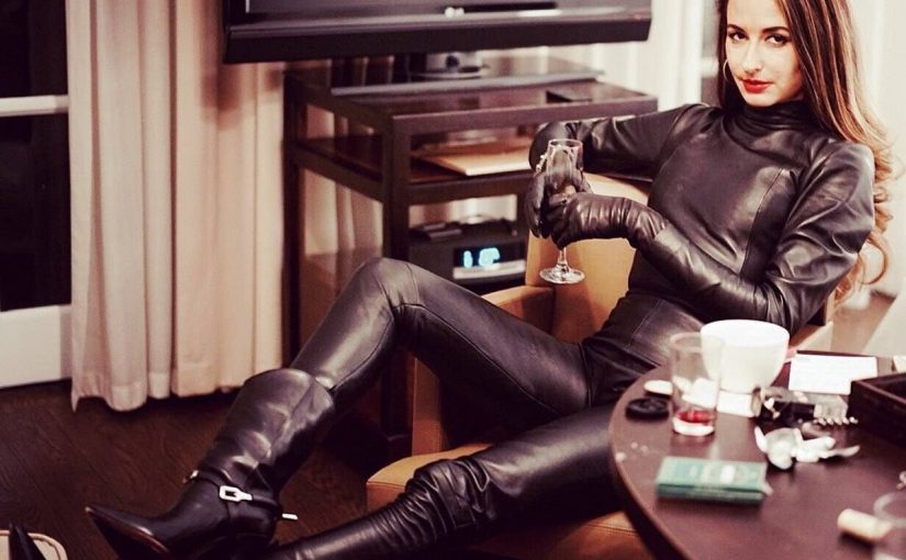 Chat with a Dominatrix Live Chat an exciting experience