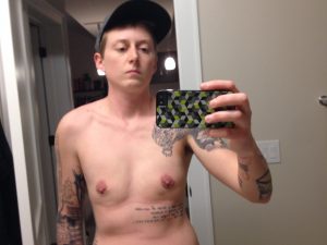 How do you chat with an FTM Live Cam model in the right way