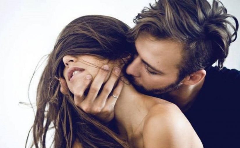 Something new for fans of Fetish Cams: a passion for smells!