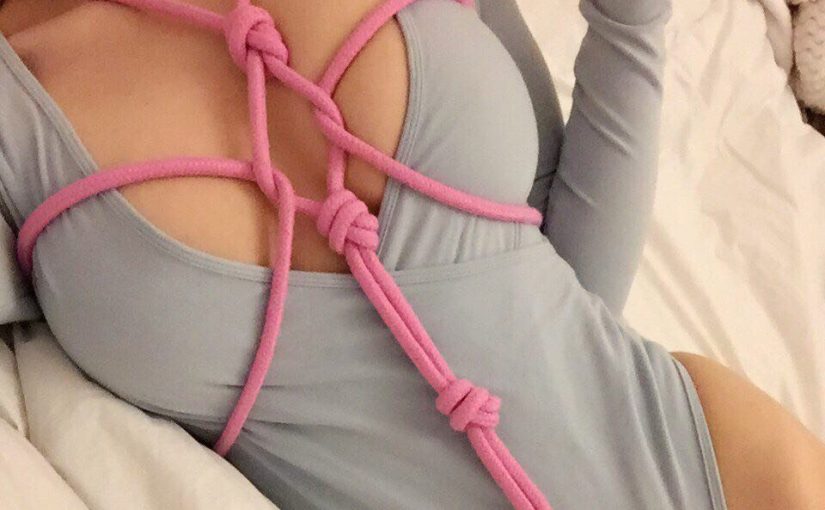 Never use ties! For Bondage Webcams fans and games