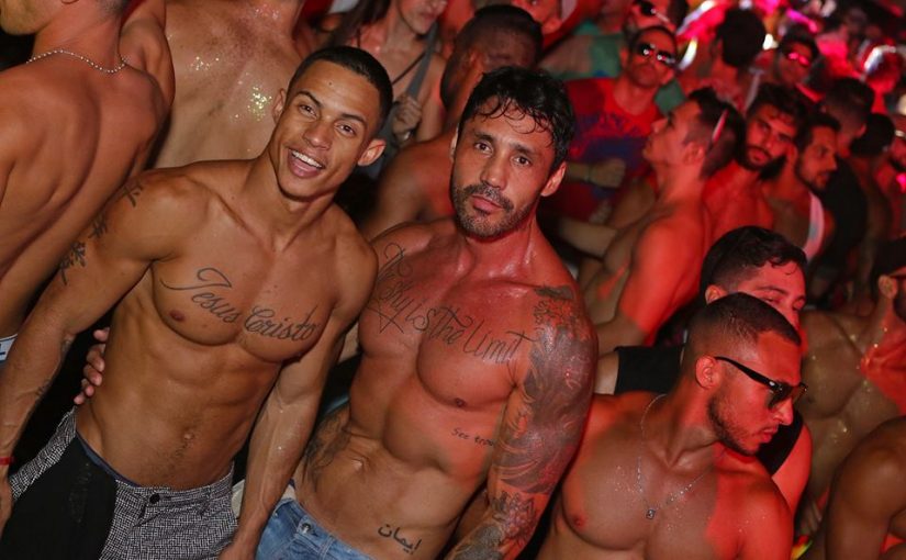 Group Sex Cams: it will help to be confident at a sex party