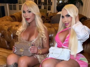 A Night Exploring My Transvestic Fetish on Live Cams – My First Experience